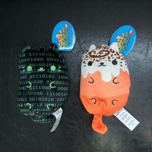 Cats vs Pickles - NWT Set of 2 cats - 4 inches